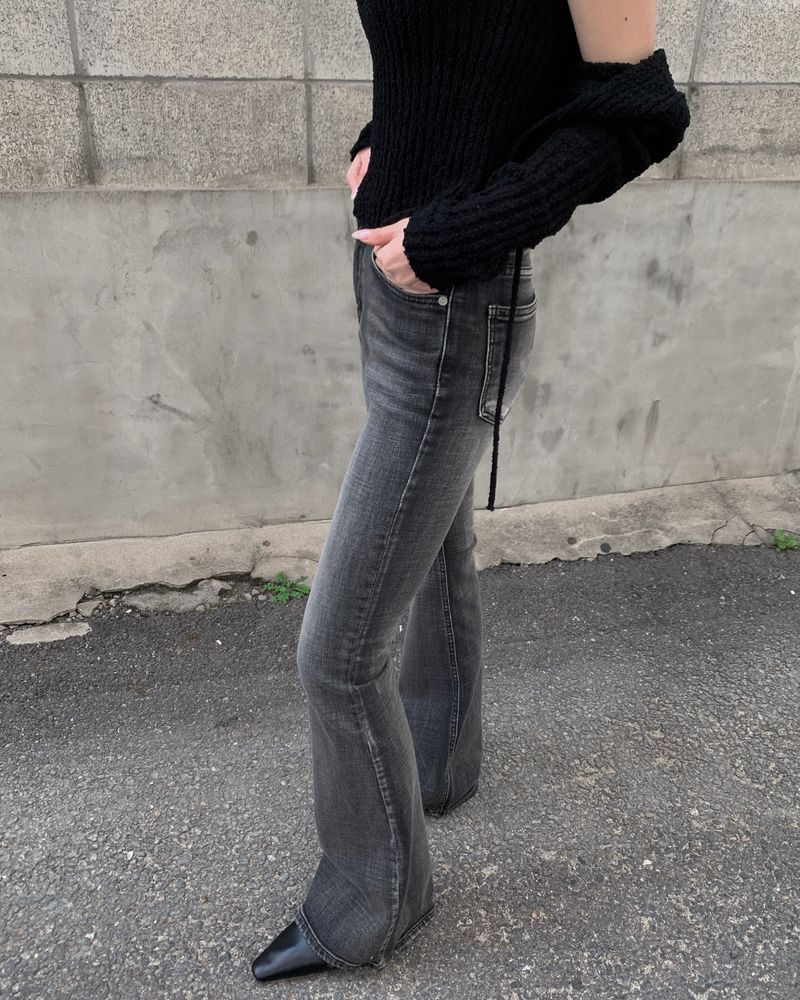 Strap flat shoes