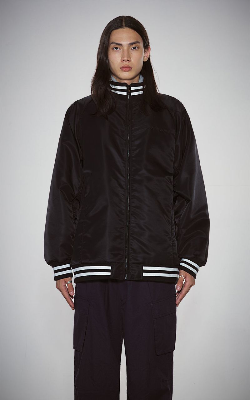 BOLD LOGO LONG VARSITY JACKET_BLACK