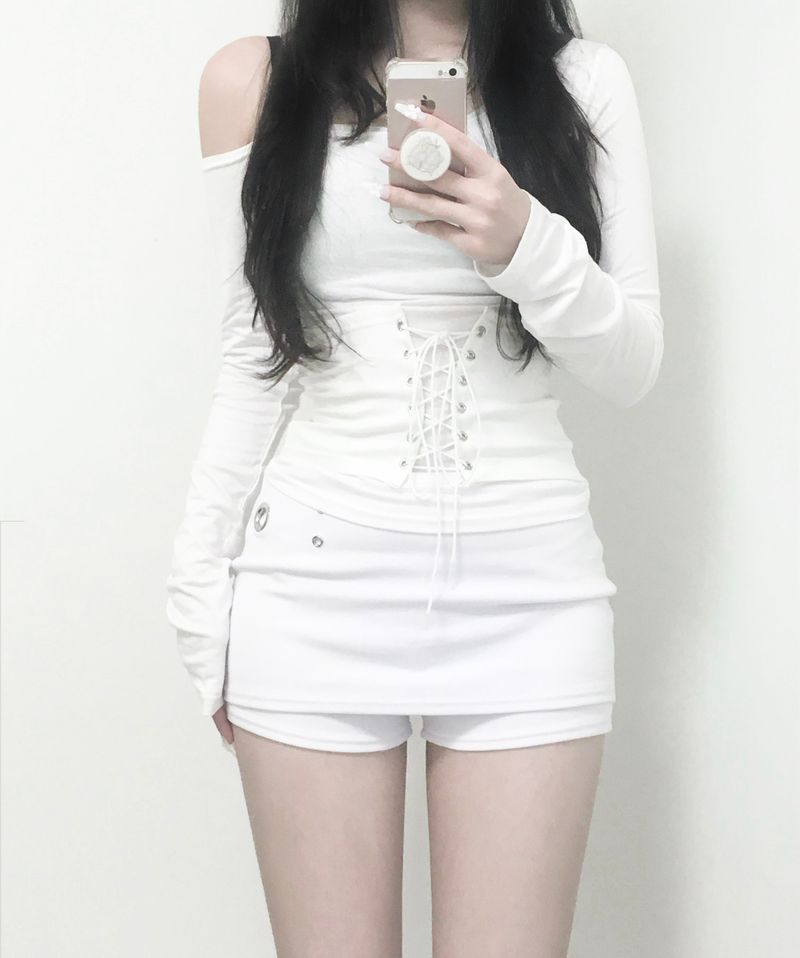 ROARUA（ロアルア）の「Midnight corset top（Tops）」