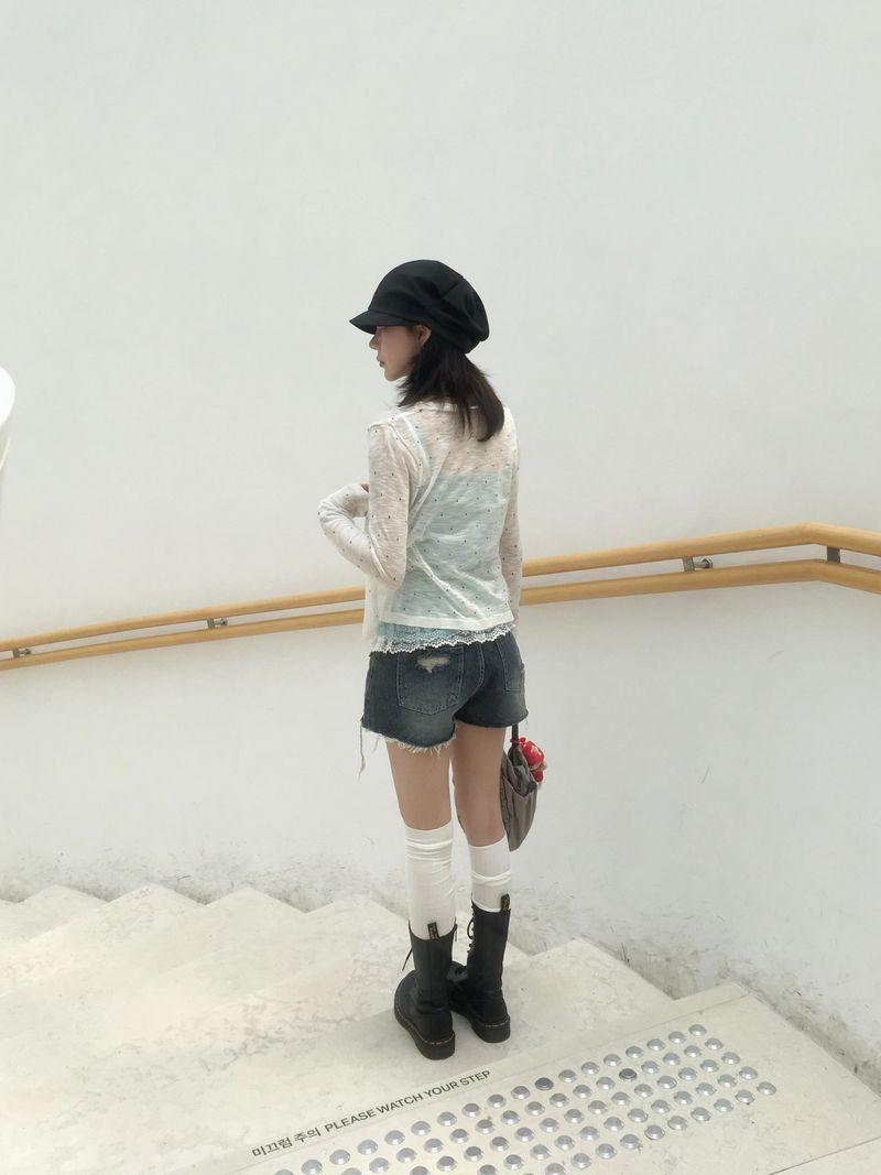 Distressed Washed Denim Hot Pants (3c)