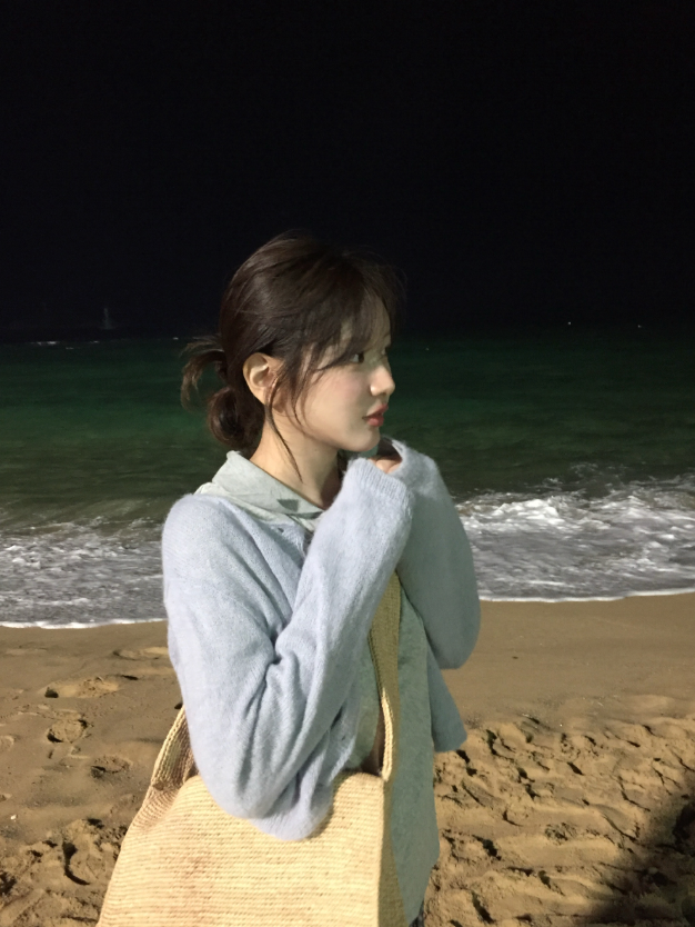howu（ハウユ）の「[今日の配送]エボンルーズフィットクロップウールカーディガン（8c）*グレーアイ当日出荷（トップス）」