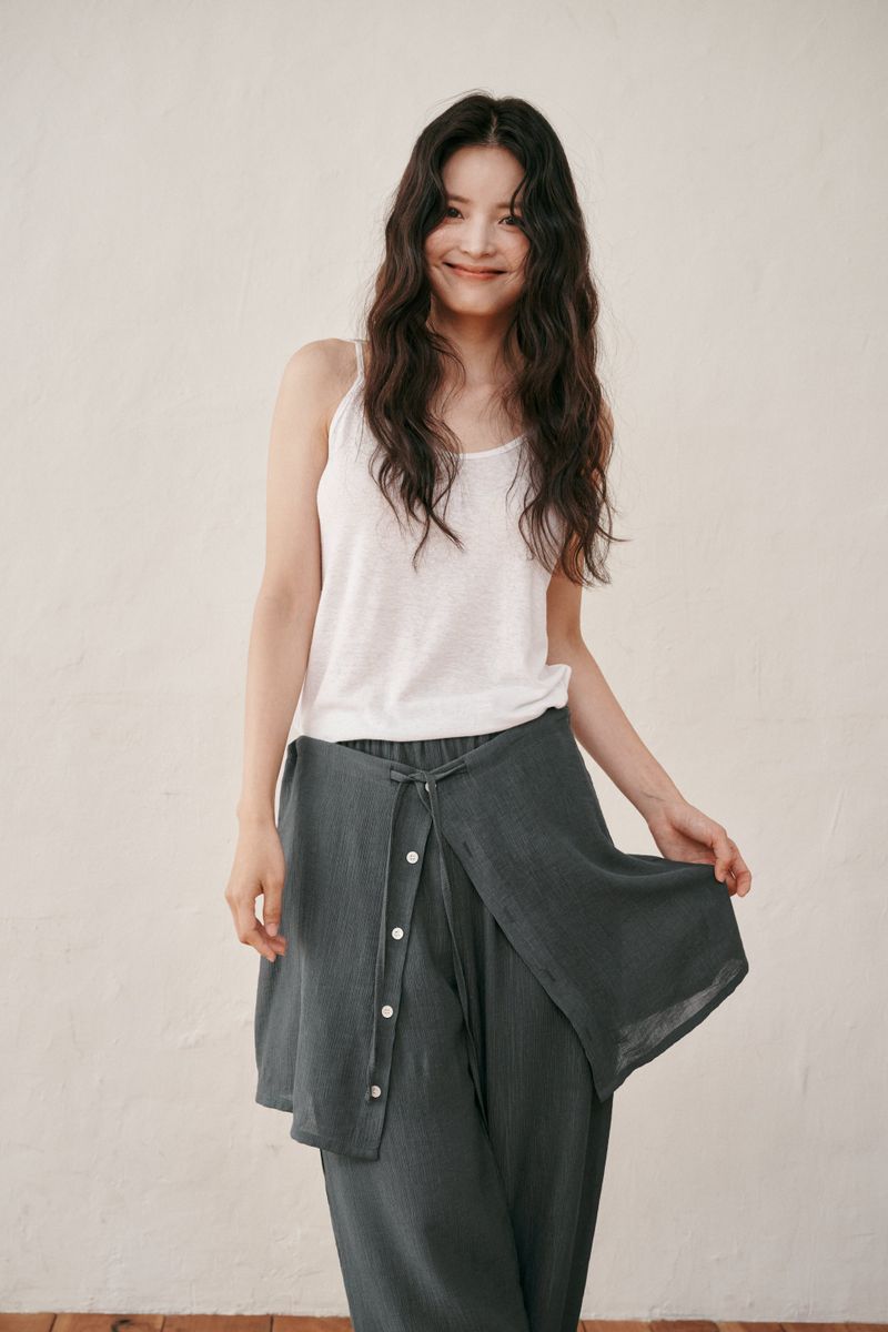 Linen V-neck sleeveless (Brown)
