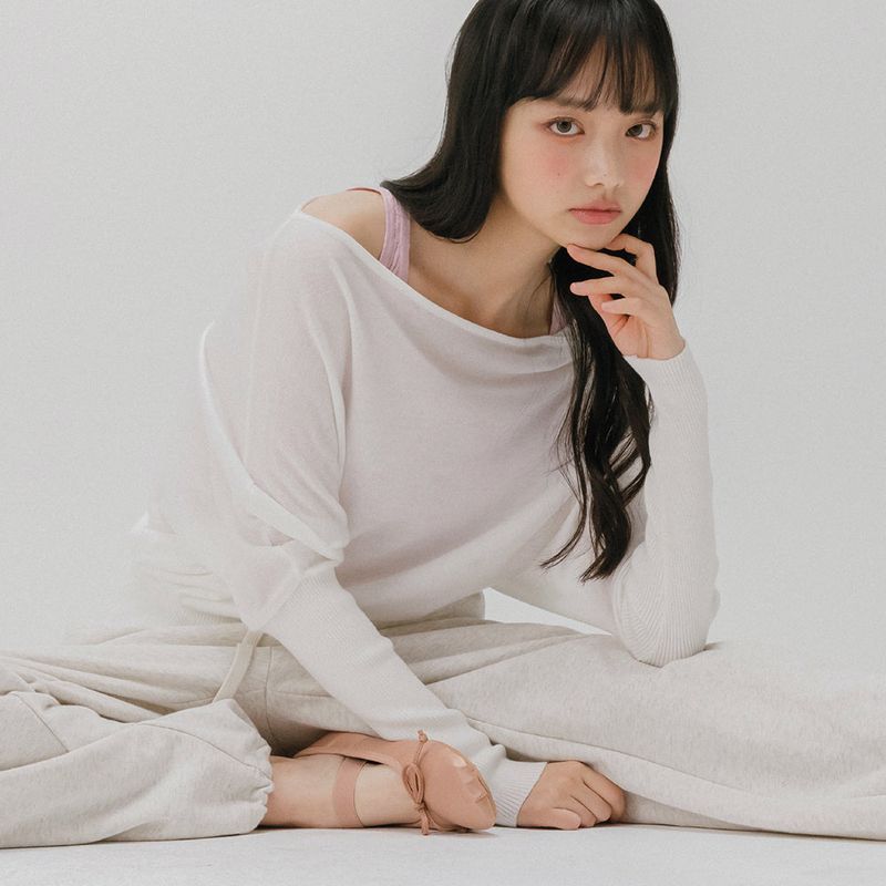mellotory（メロートリー）の「OFF SHOULDER KNIT TOP (IVORY)（Tops）」