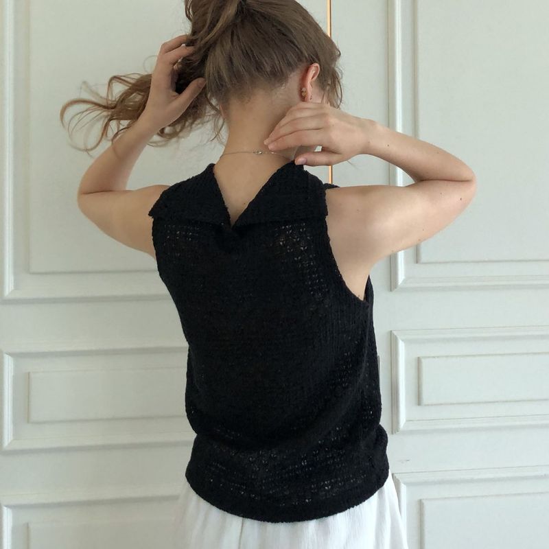 Elrocio neck vest (black)