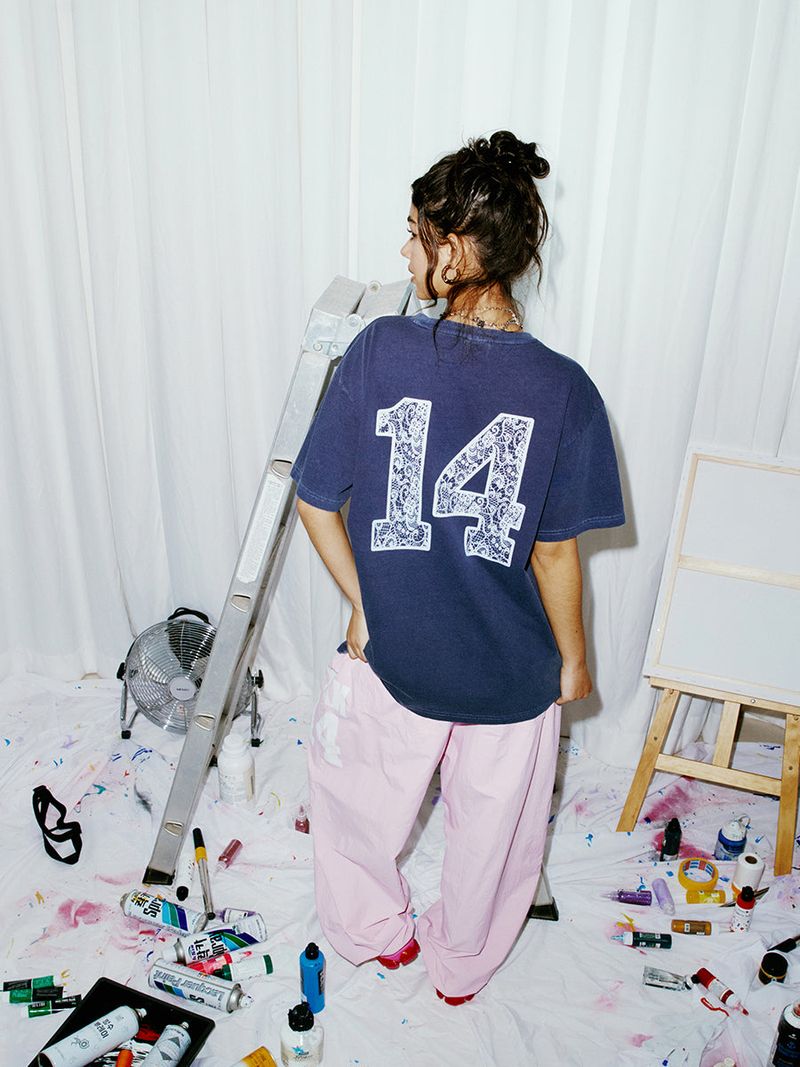 LACE LOGO TEE NAVY