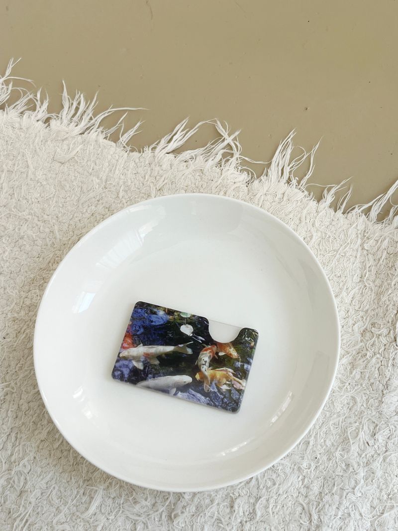 [purple sunlight magsafe cardslot]