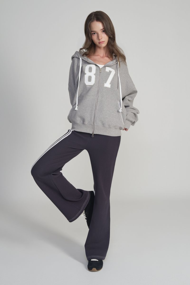 Kleesier（クリーシーア）の「87 Waffle hooded zip-up, Gray（Tops）」