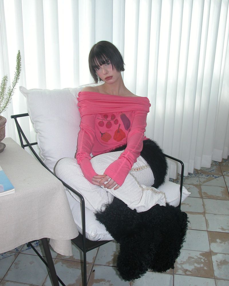 SEASEE(シーシー)の「Veggie Turtleneck Hoodie, Pink(Tops)」