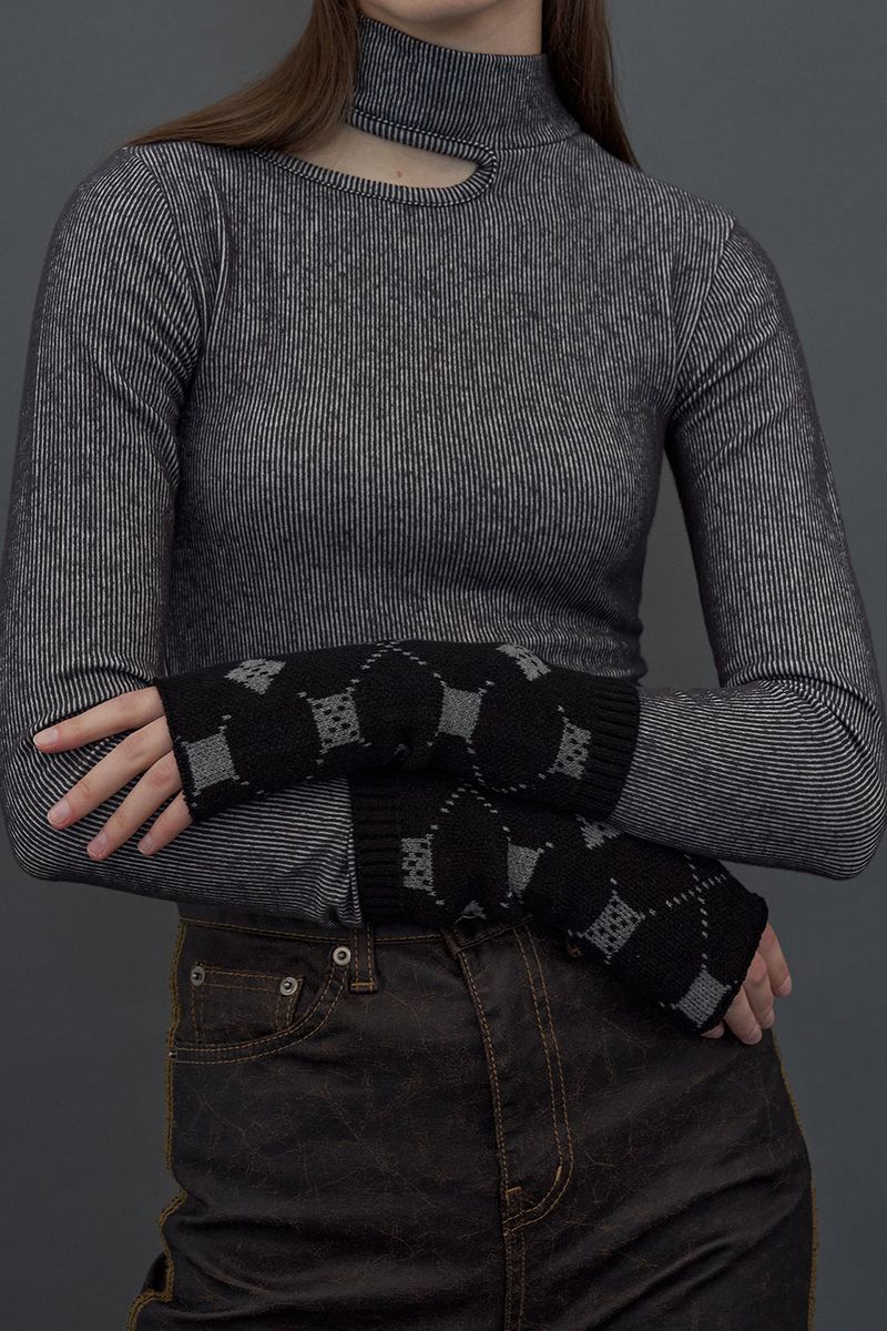 ARGYLE HANDWARMER