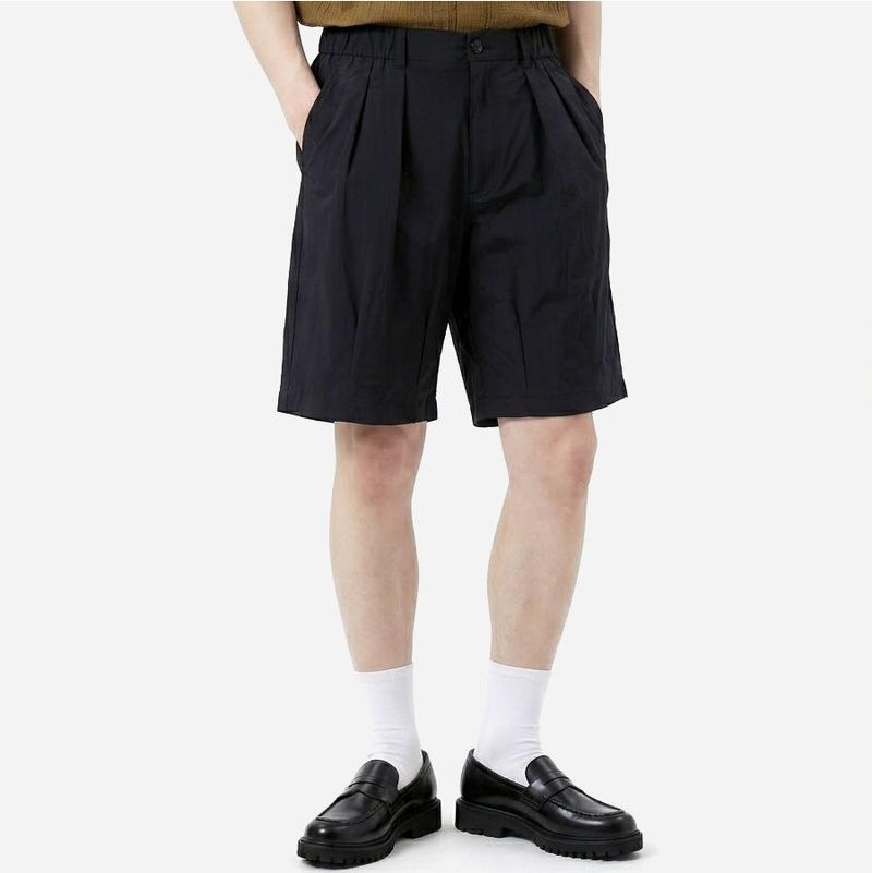 UNDEROFF（アンダーオフ）の「Nylon Stretch Double-Pleat Shorts Black（Pants）」