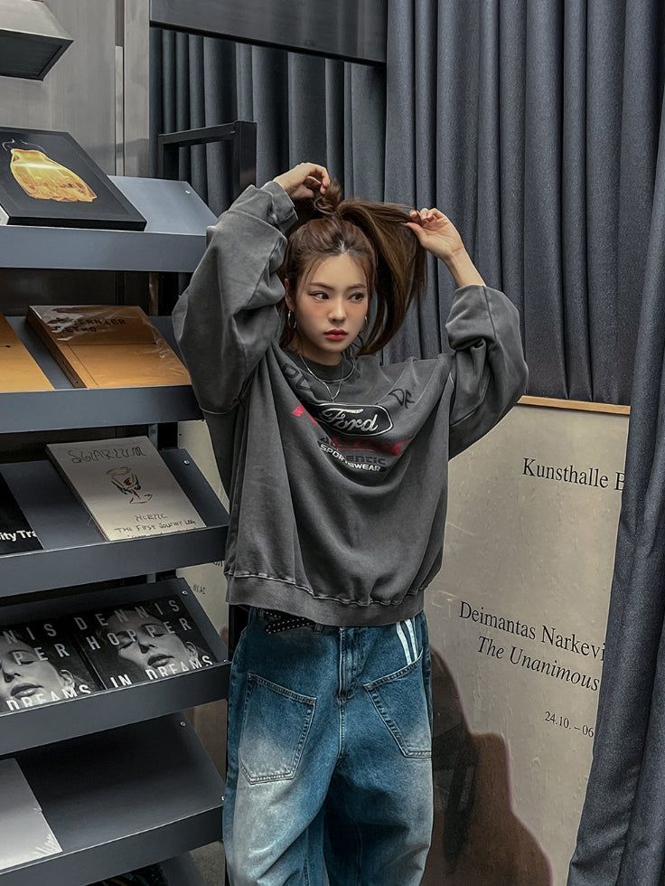Ford washing oversized printed sweatshirt