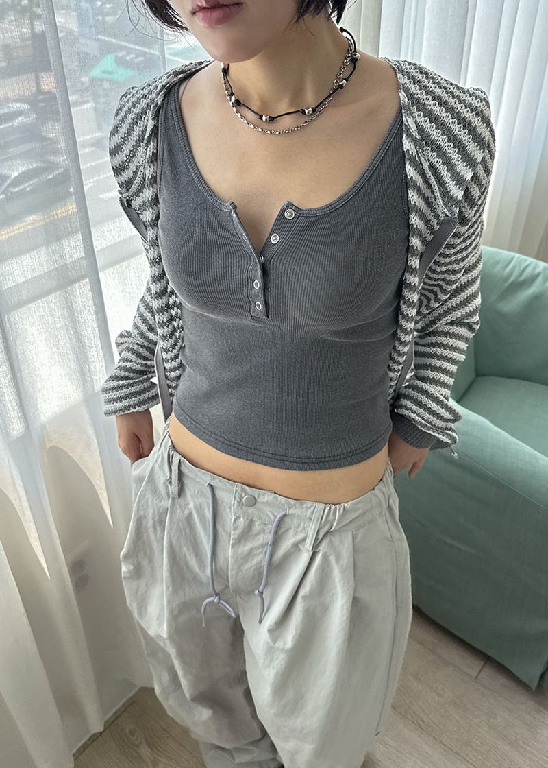 RIVET PINTUCK PANTS