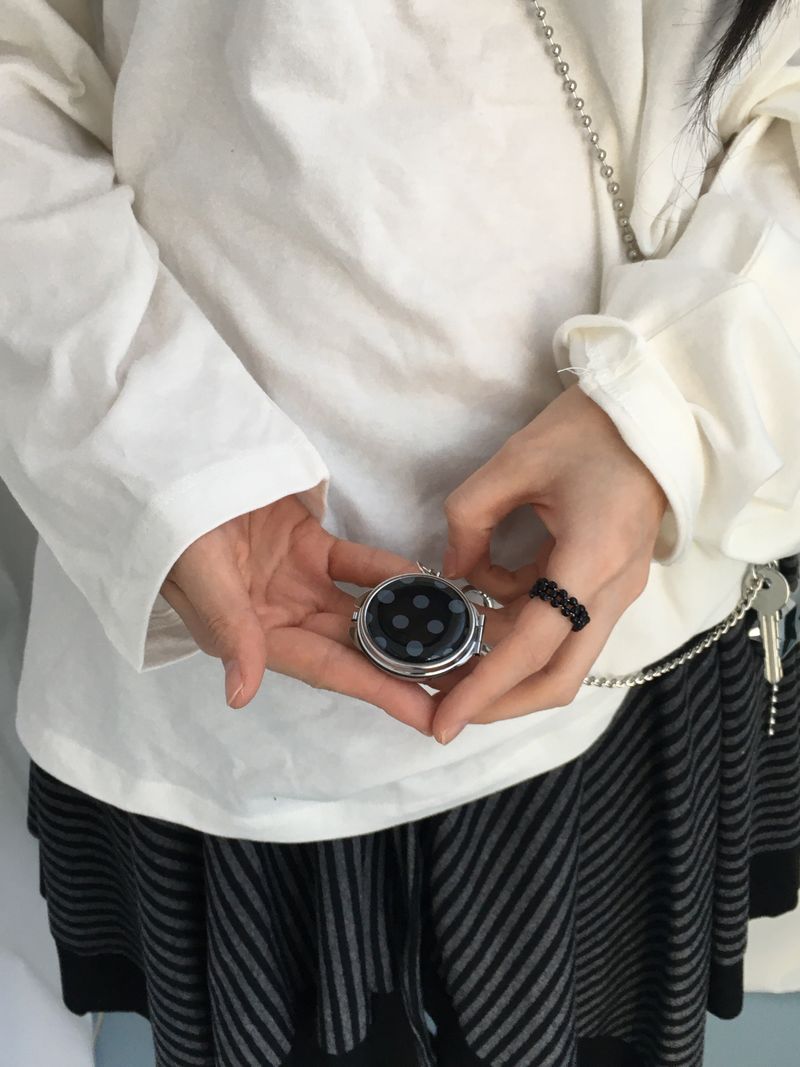 ner.ui.bin（ノエビン）の「Dot compact mirror keyring（Fashion Accessories）」