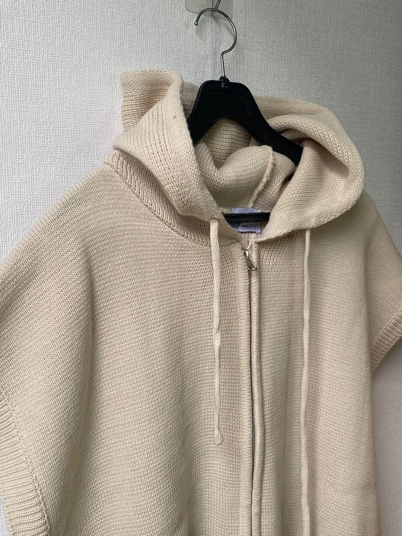Two Way Over Hooded Knit Vest 3C