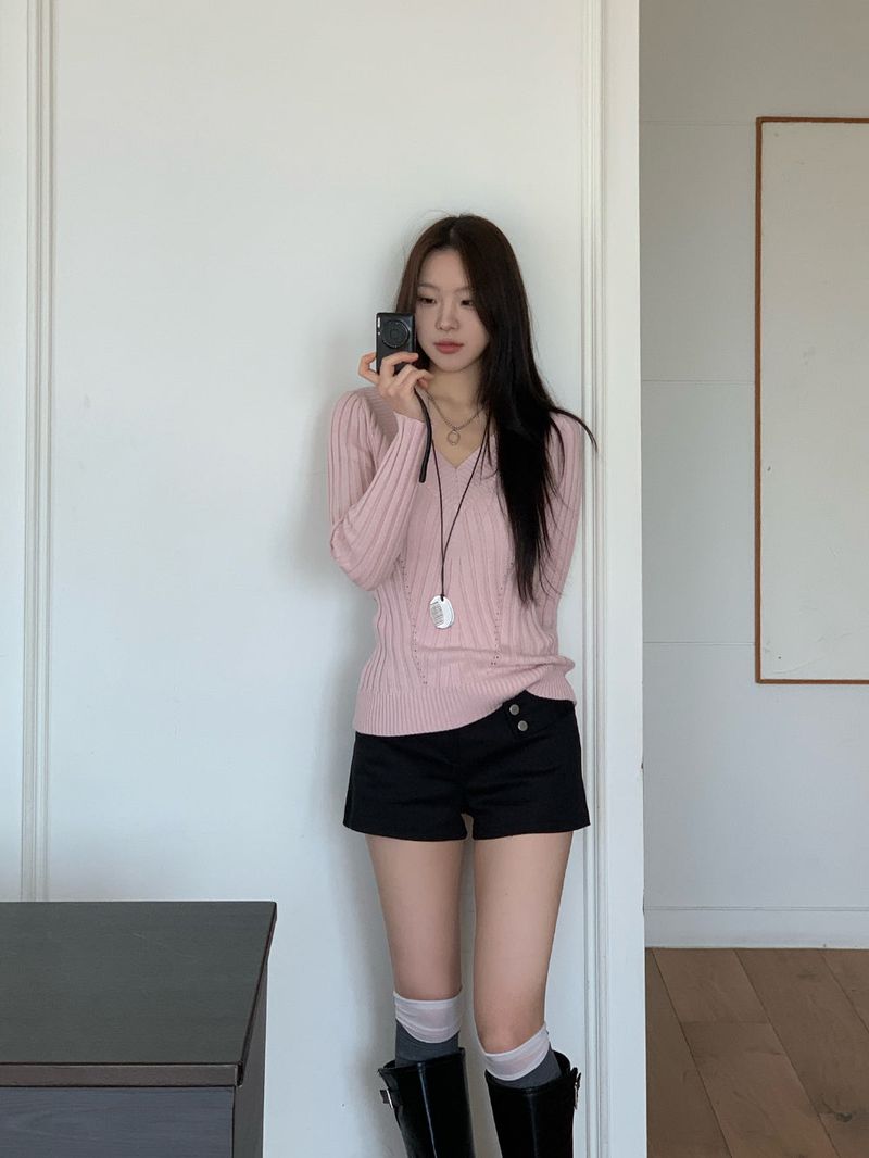 Modern Two Belt Button Bijou Short Pants