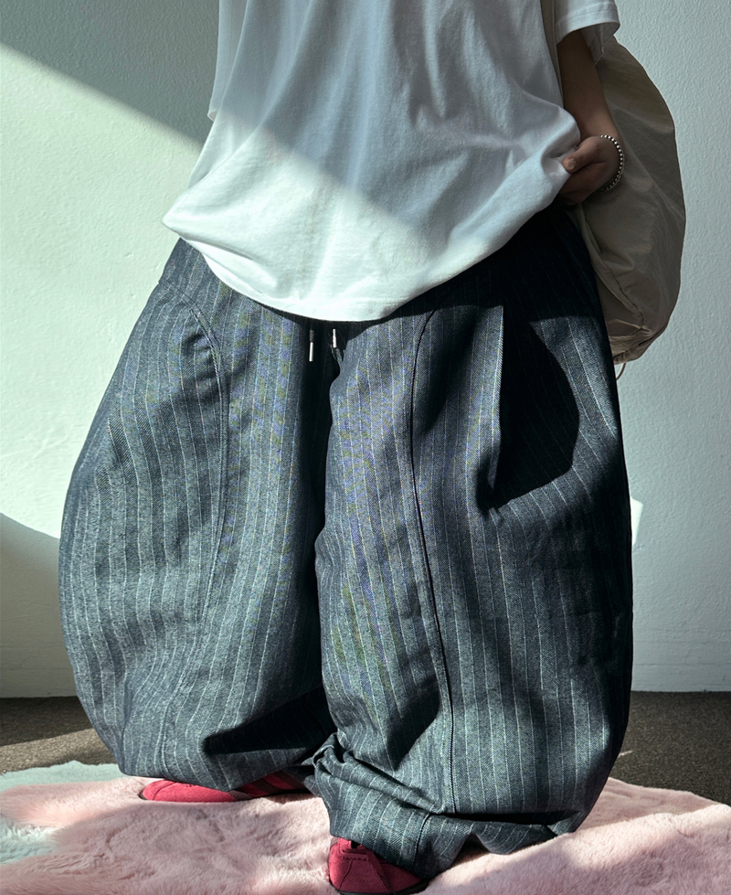 CCORTTI(コルッティ)の「HIGH QUALITY ✨ KOREAN. STRING 🐣 SLIT STRIPE NON-FADE BALLOON DENIM LONG PANTS 🩵🖤 - 2 COLORS(Pants)」