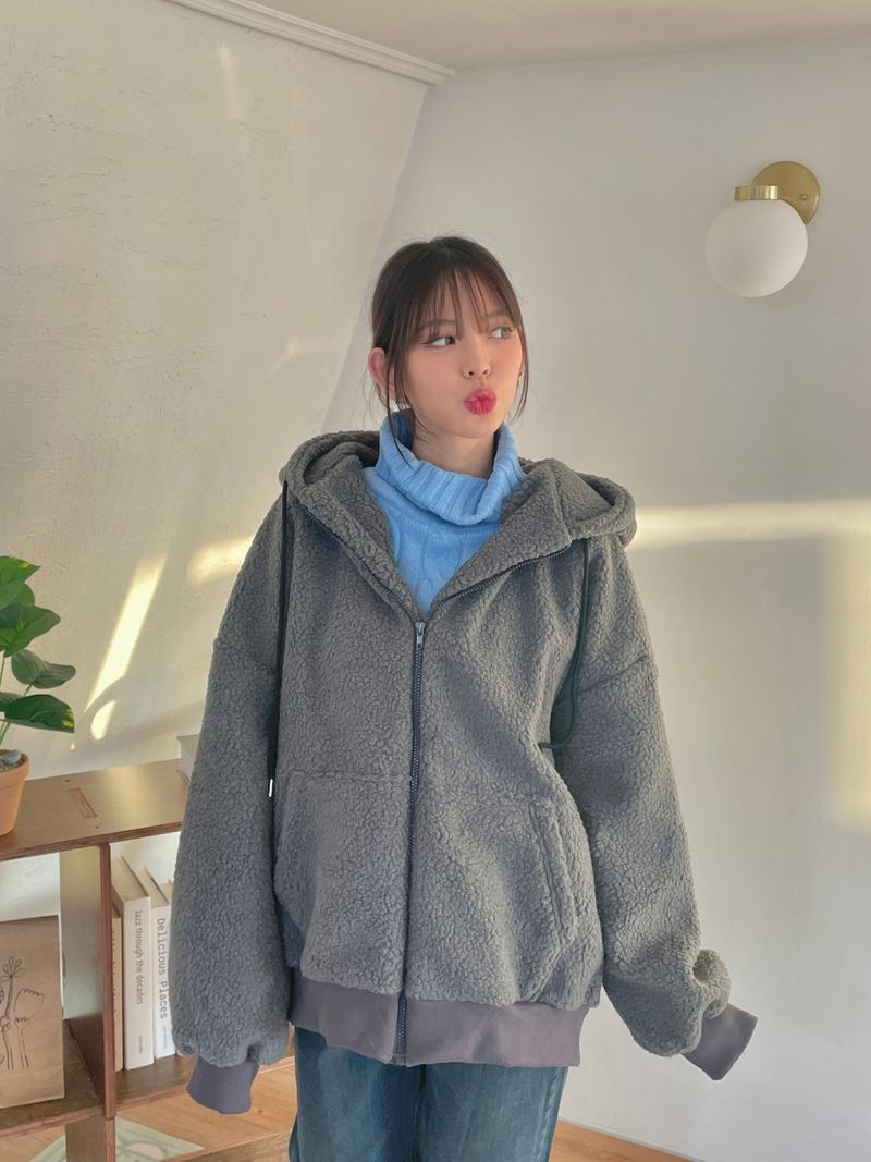 Turley hood zip-up