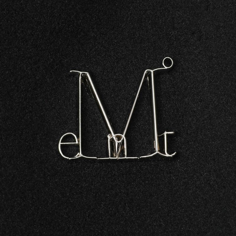 SOEL METAL LOGO DOUBLE COAT 