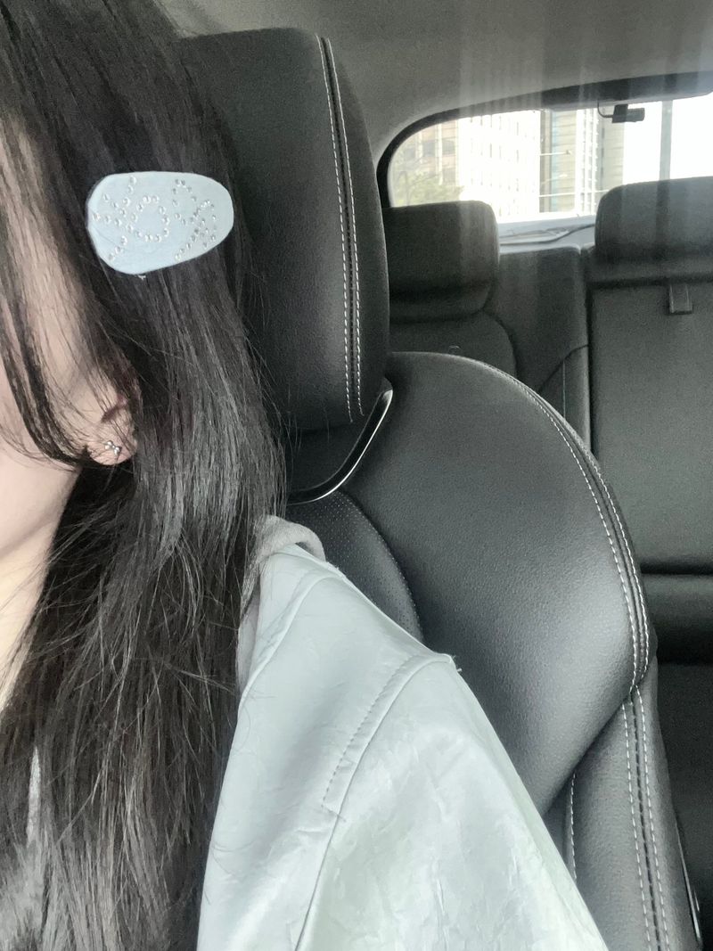 denim ribbon hairpin