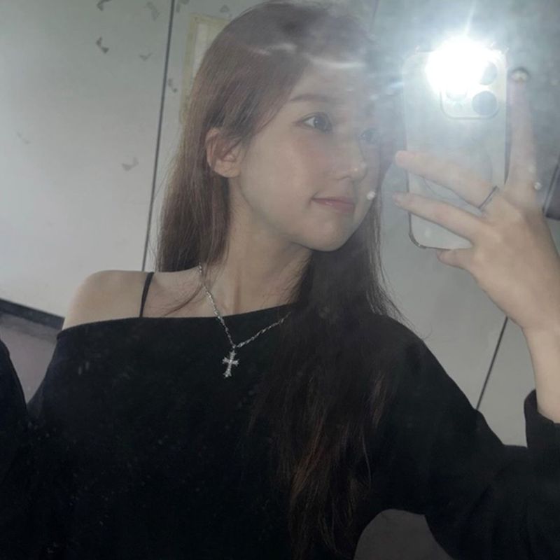 [Celeb pick] Cross pendant Necklace