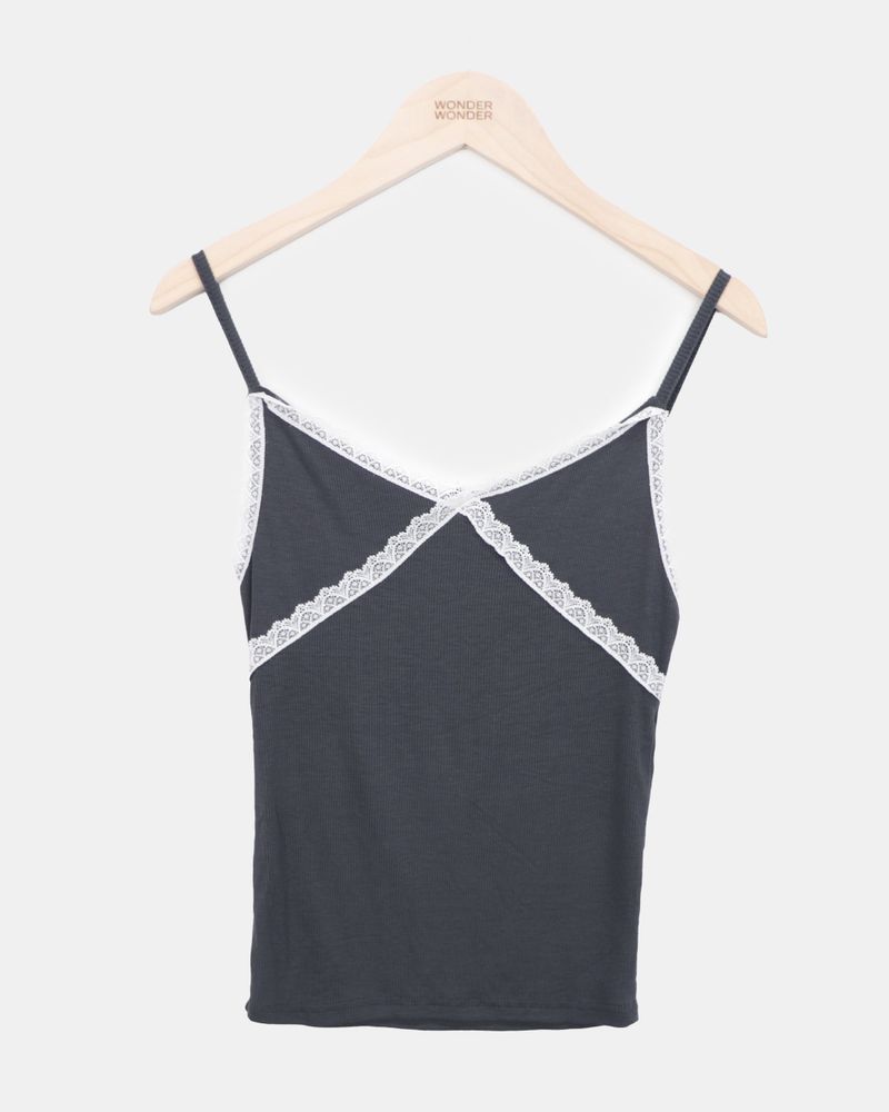 Shuhan Lace Sleeveless Top