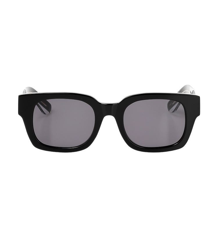VEDI VERO（ヴェロ）の「VVCA05 サングラス / VEDI VERO サングラス VVCA05/BLK（ファッション小物）」