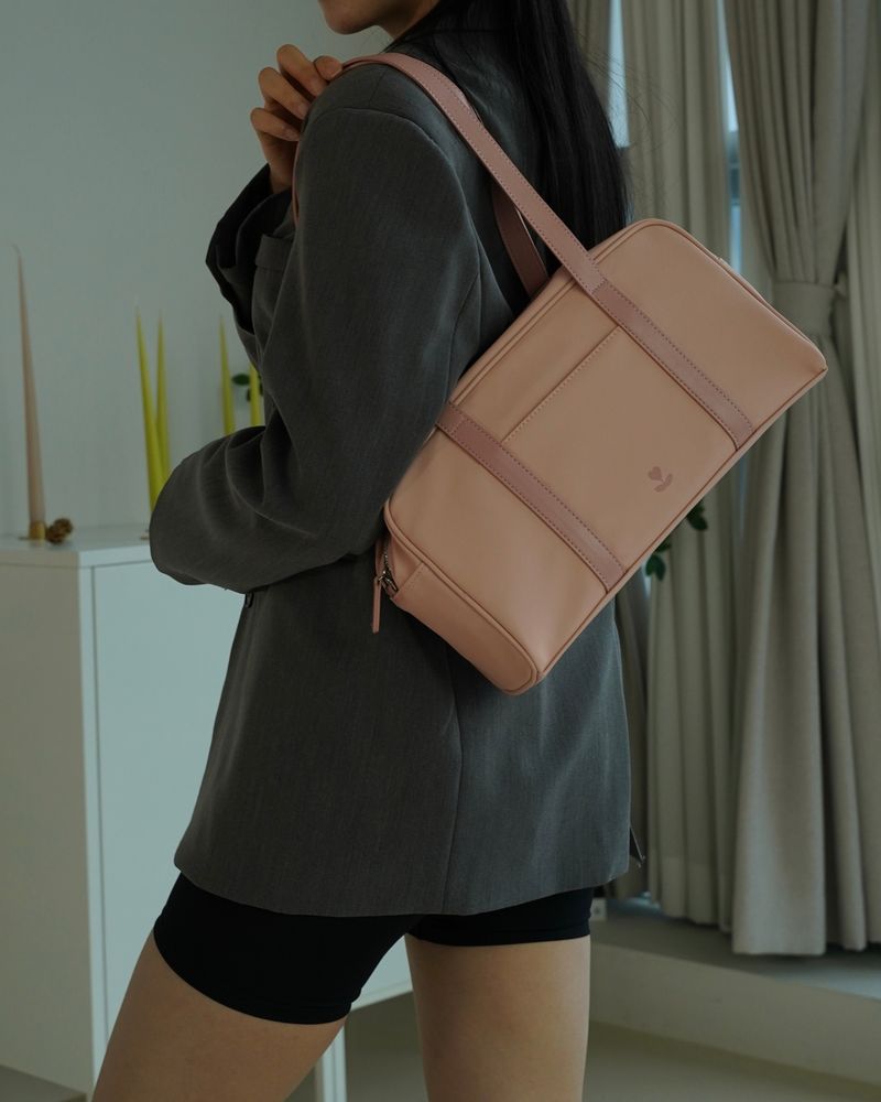 Hadde Logo Shoulder bag