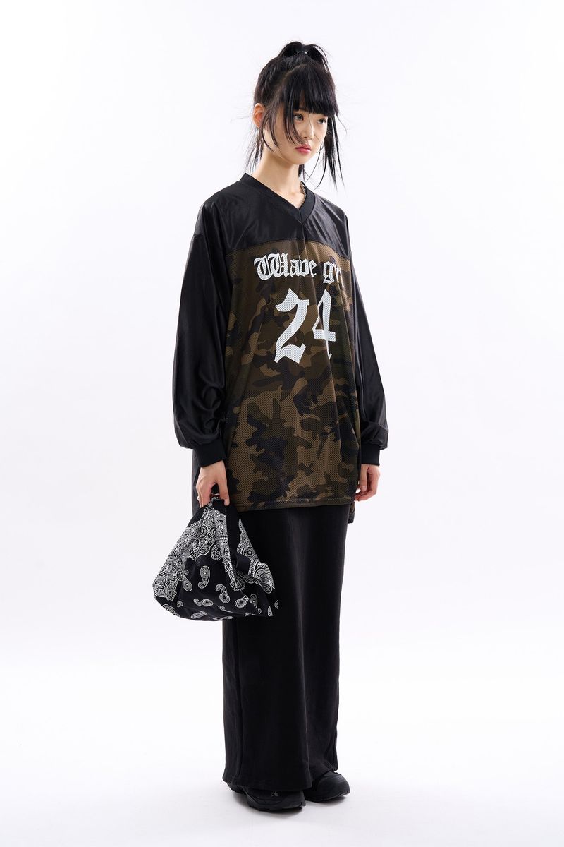 Haifa camo V-neck over T-shirt