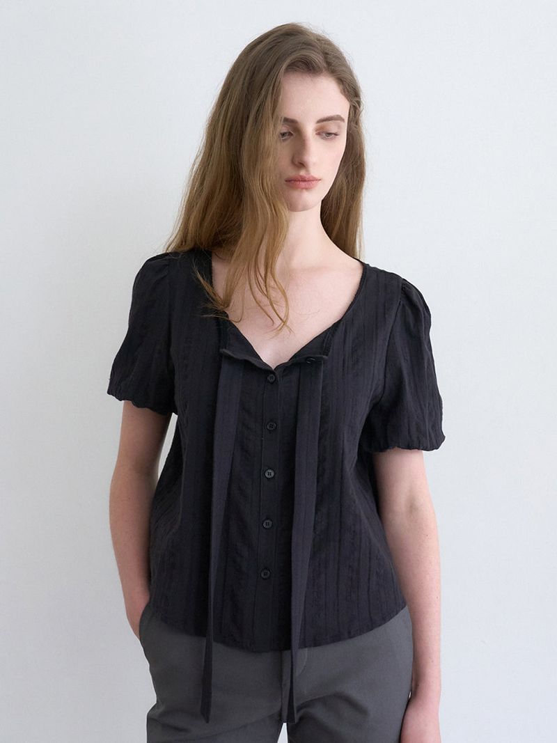 Not your rose（ノットユアローズ）の「Claire blouse (Black)（Tops）」