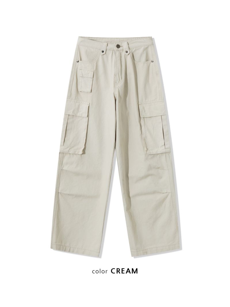 multi-cargo pants