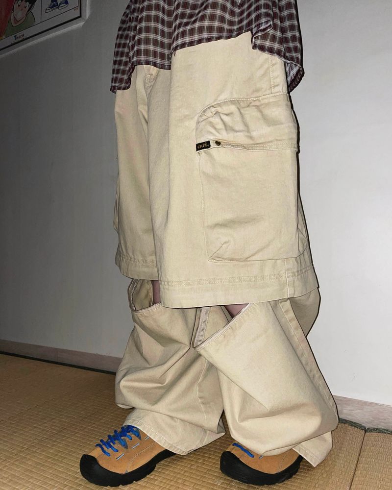douchidouchi（ドウチドウチ）の「(2color) Detachable 2-Way Cargo Wide Half Cotton Pants（Pants）」