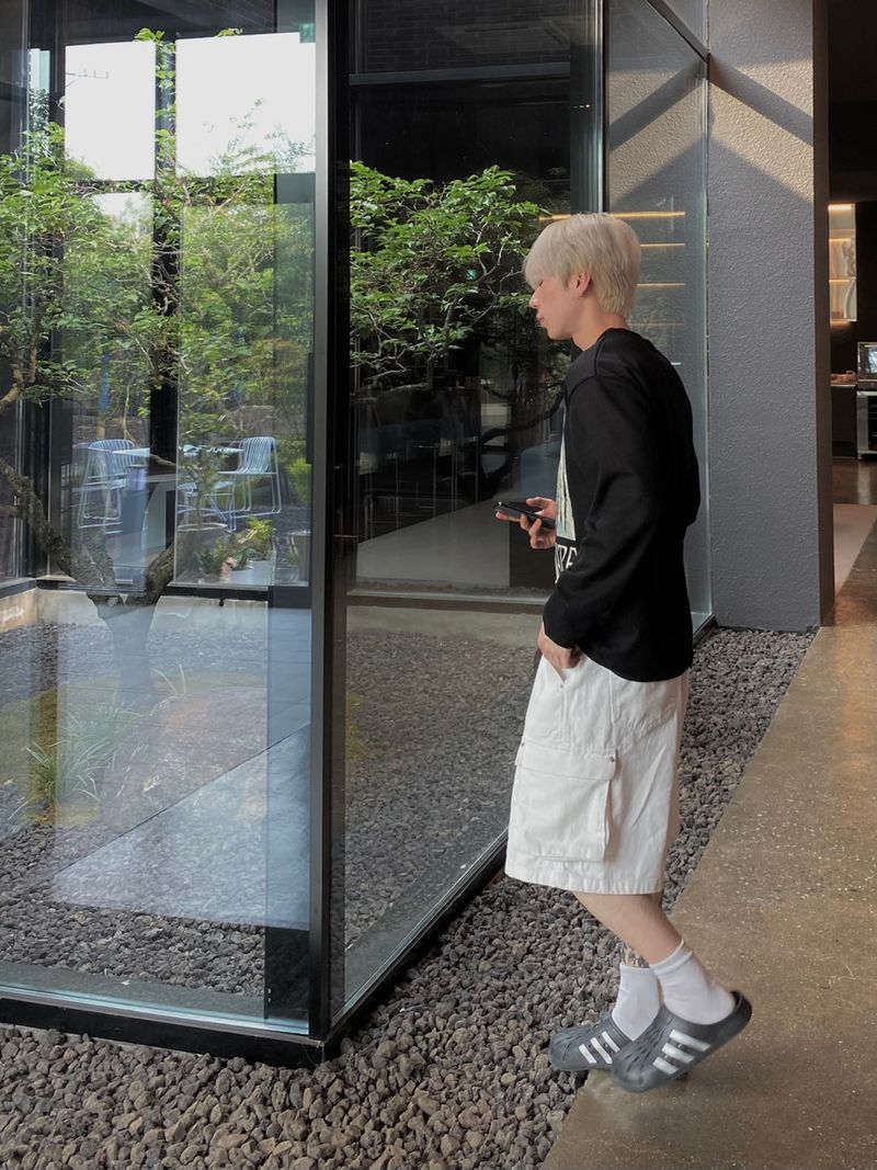 White Cargo Bermuda Pants