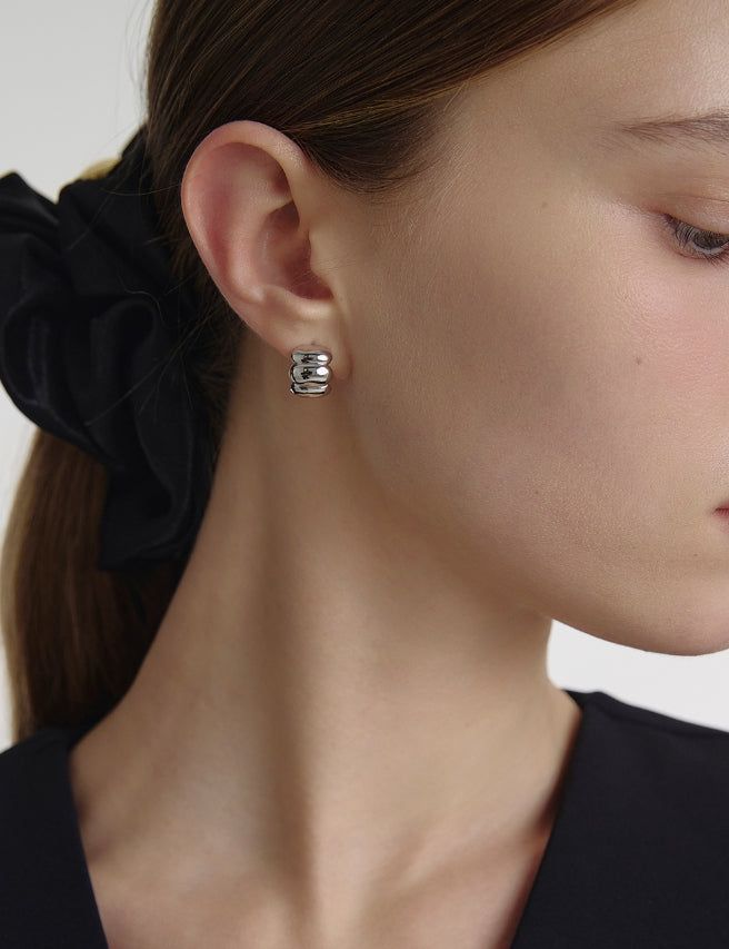 26SS★ Ice Cushion (W) Wide One-Touch Earrings