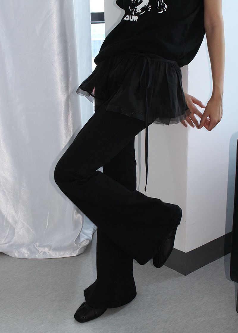 HIP SHIRRING BOOTS CUT PANTS