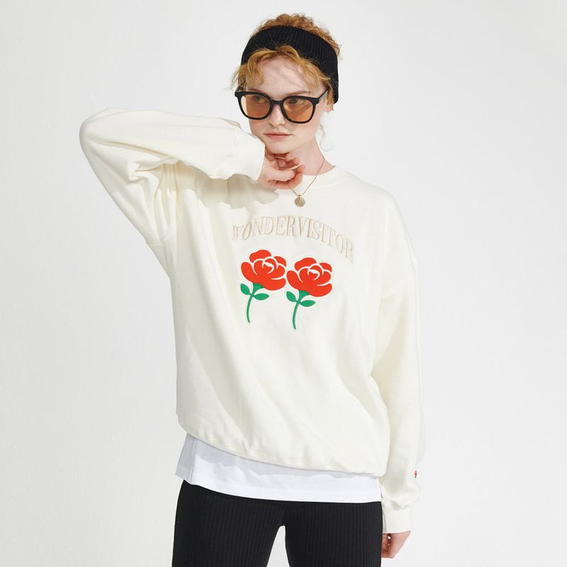 wonder visitor（ワンダービジター）の「Logo applique Sweatshirt [Ivory]（Tops）」