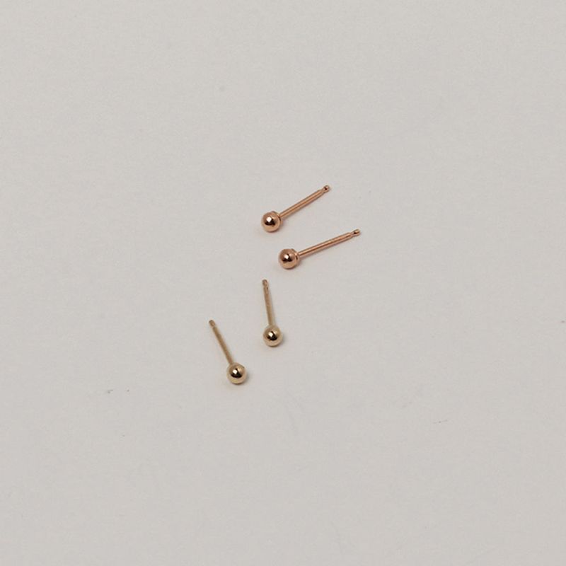 Less is more（レスイズモア）の「14K GOLD MINI EARRING (14k gold clutch)（Accessories）」