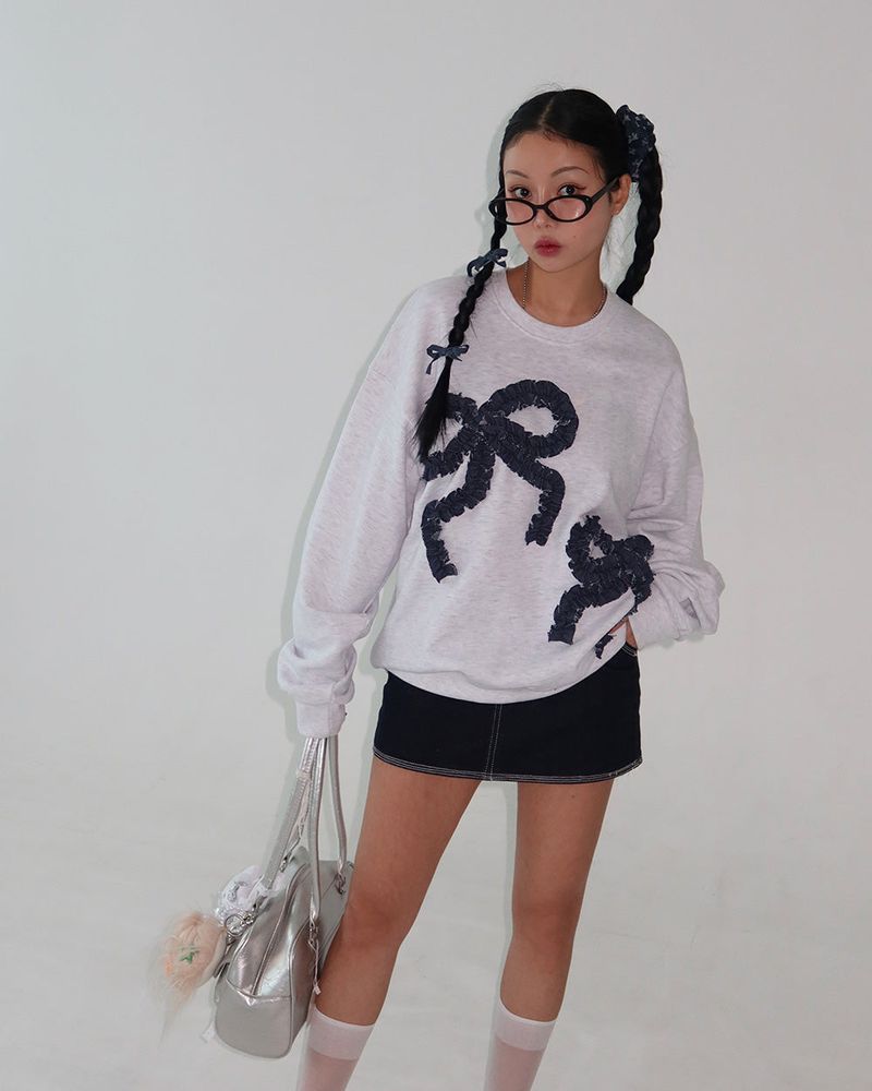 denim ribbon oversized fit sweatshirt