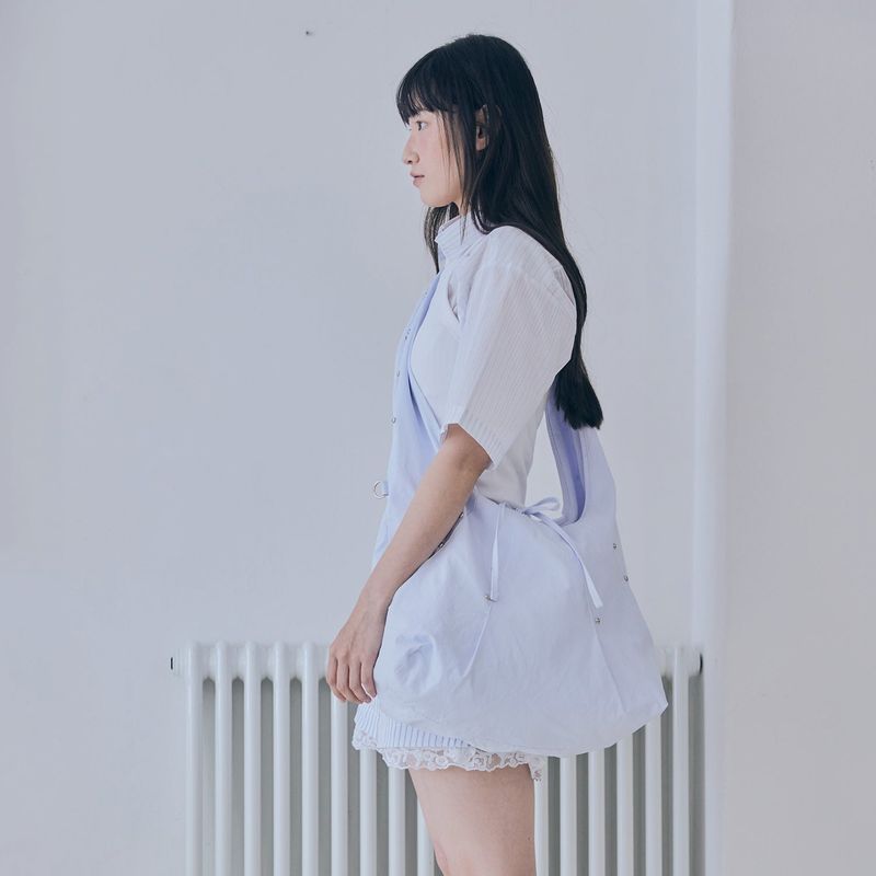 rivet cross bag (sky blue)