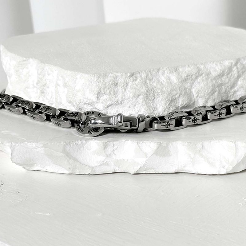 [BxV] Symbol logo carving chain necklace