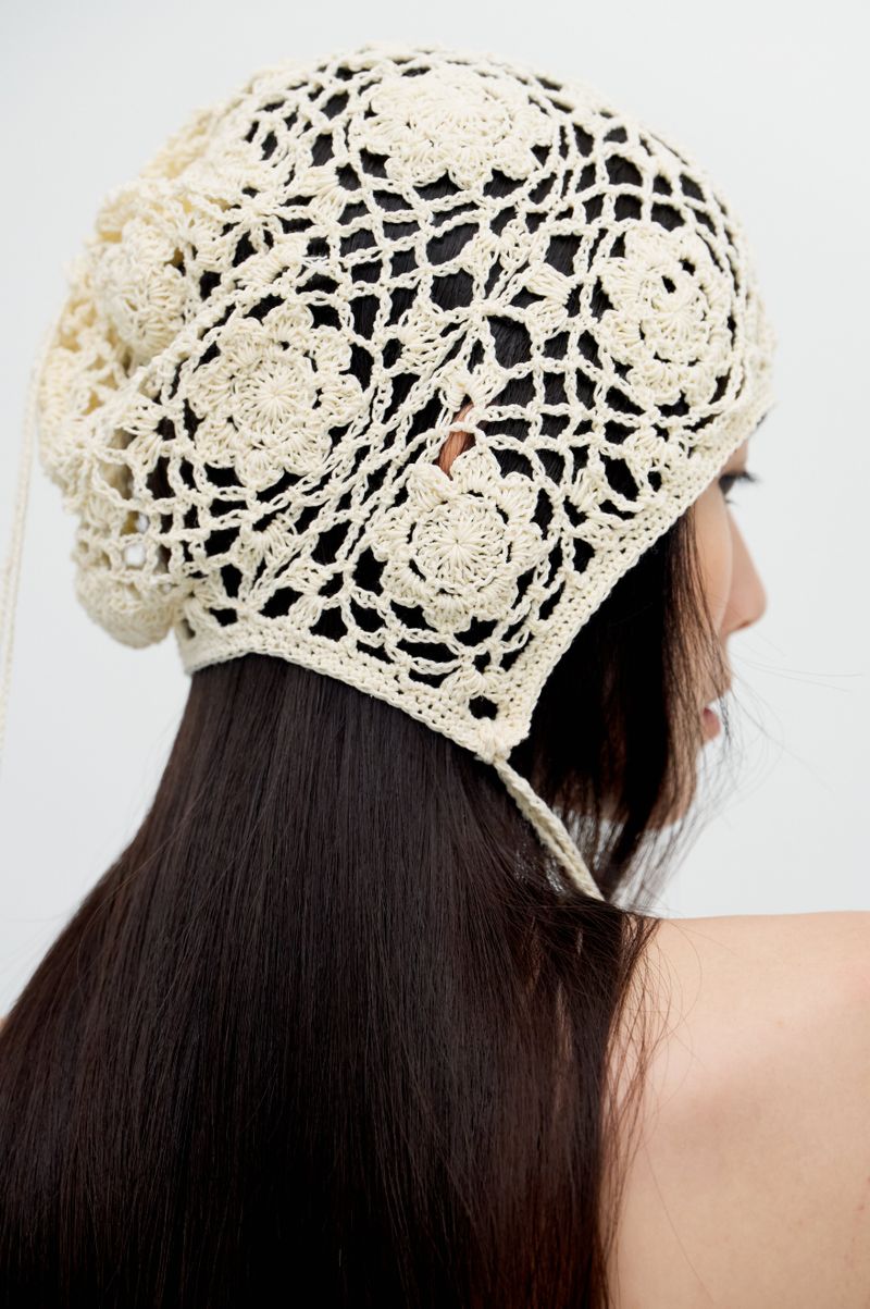 Breezy Petal Beanie_2colors