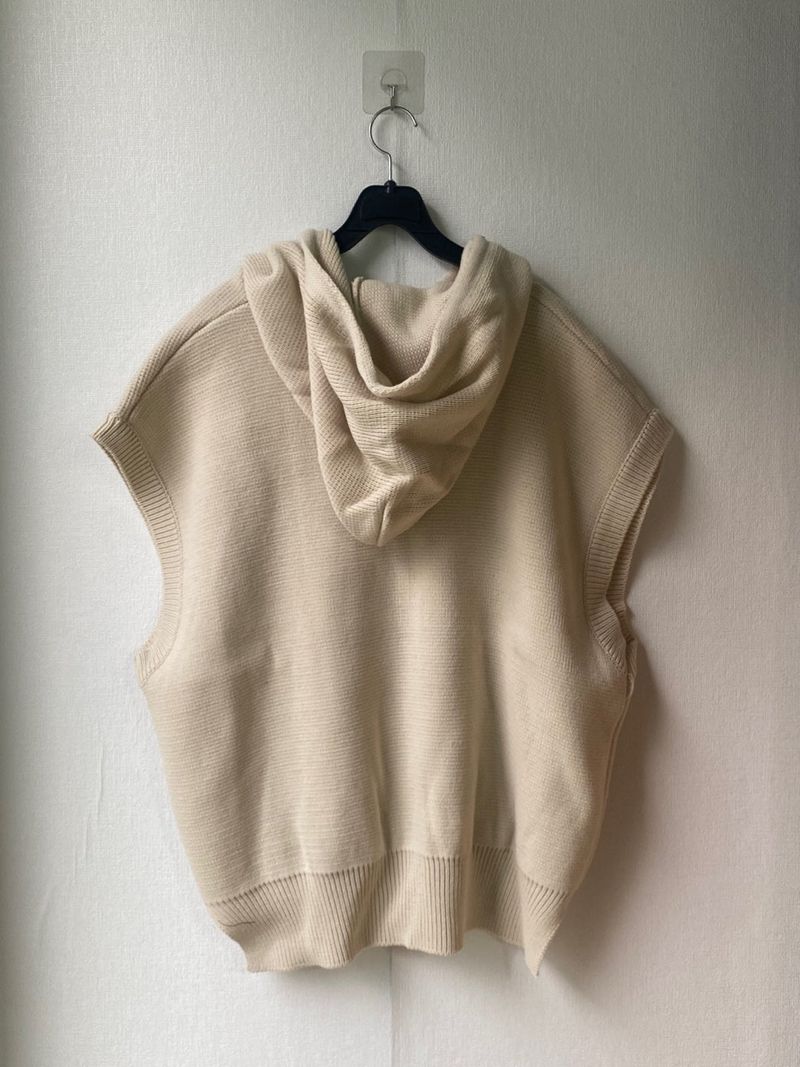 Two Way Over Hooded Knit Vest 3C