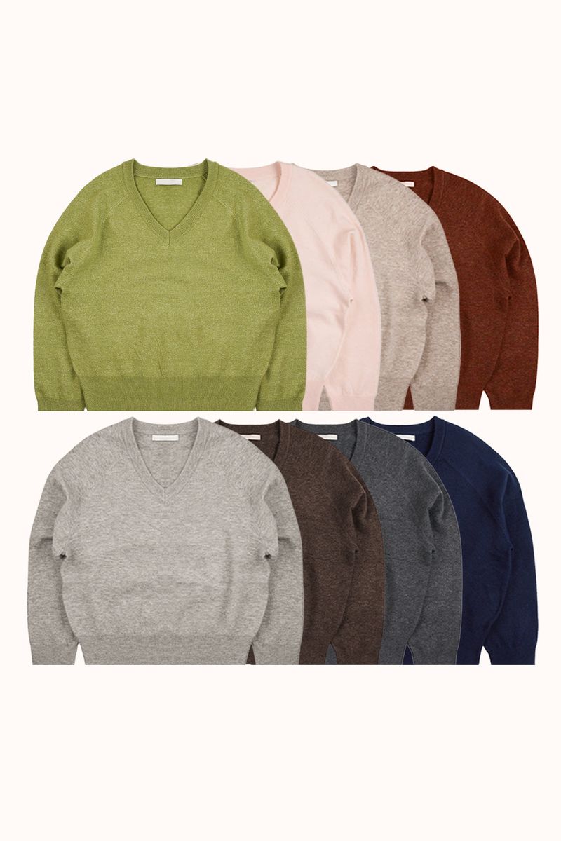 Sober wool v-neck knit