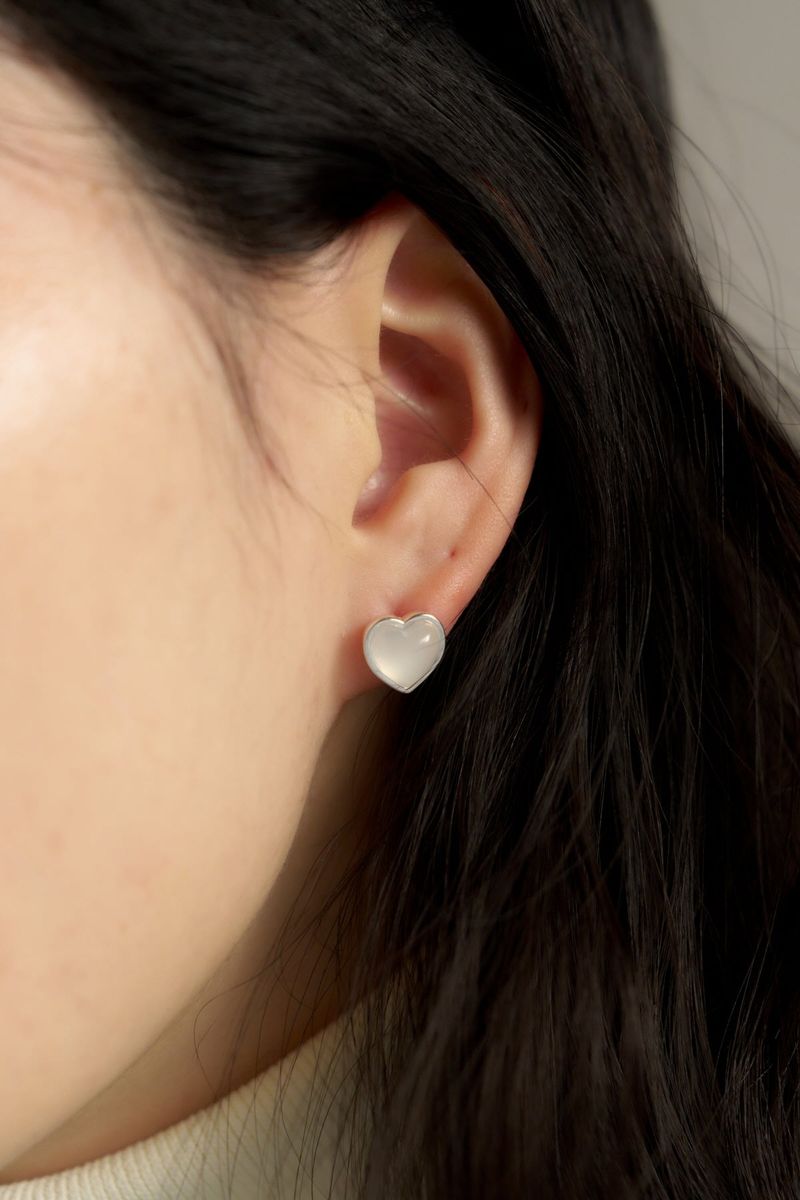 cats eye heart earring