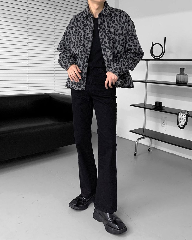 COZINESS（コジネス）の「CR Wool Leopard Cropped Shirt (2 colors)（Tops）」