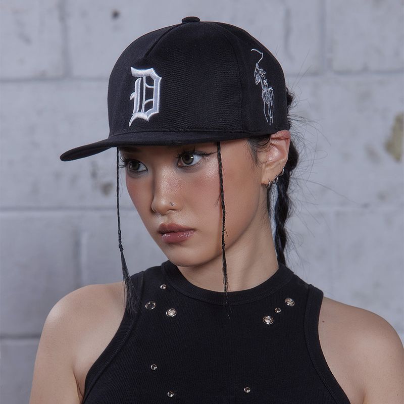 (DUC) BB Snapback Black