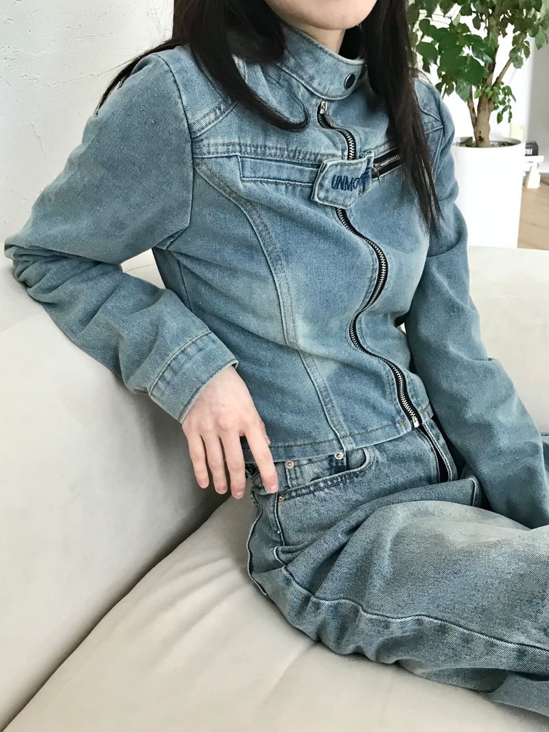 Unmore jacket