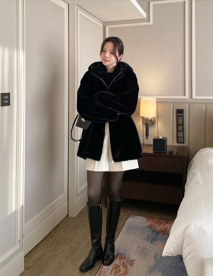 Lenu String Ecofur Mink Mustang Hood Zip-Up