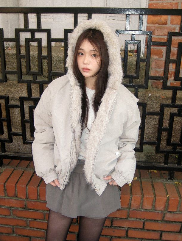 SHOPPERLAND（ショッパーランド）の「#Fur Hood Crop Zip-up Jumper (2color)（Jackets/Outerwear）」