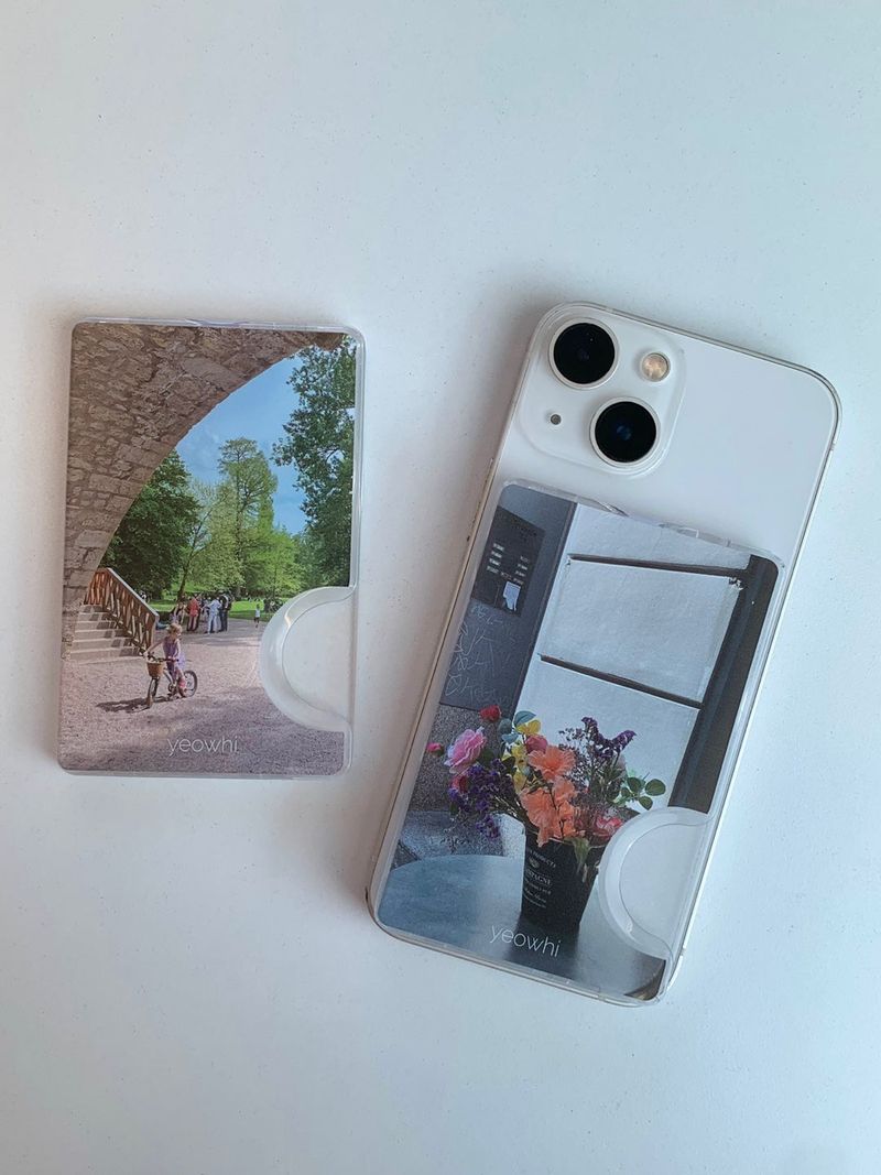 [Magsafe] girl on a bicycle cardslot case