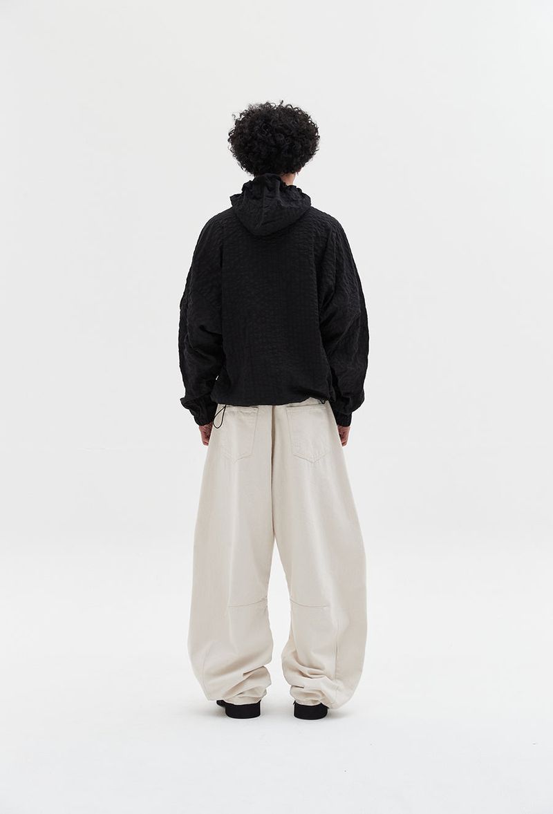 multi dart balloon denim pants cream